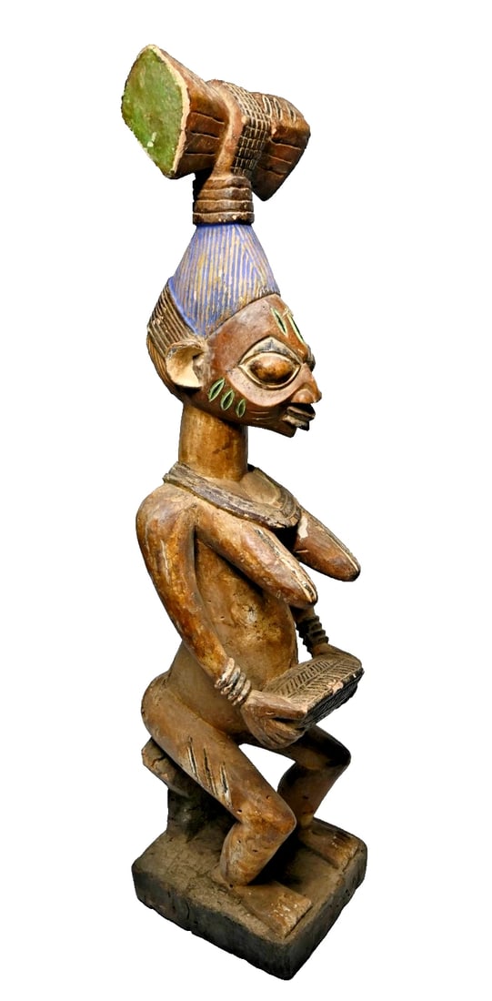 A Yoruba Female Ancestor Sculpture (1 of 9)