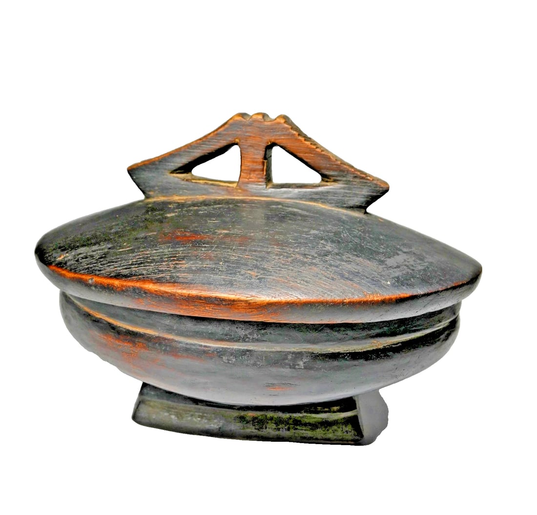 A Fine Old Lozi Lidded Container, Field Collected (1 of 5)