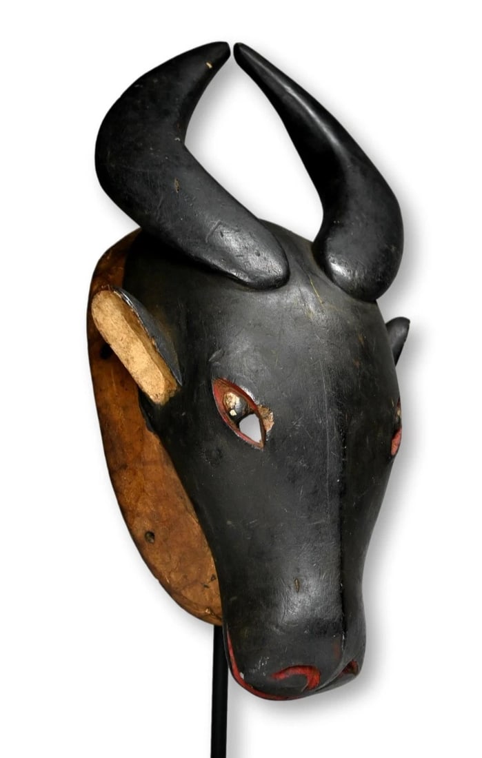 A Guro Bush cow Mask (1 of 6)