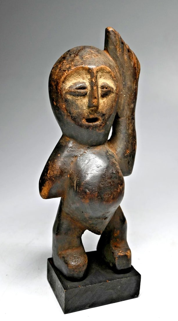 A Lega Male Sculpture (1 of 4)