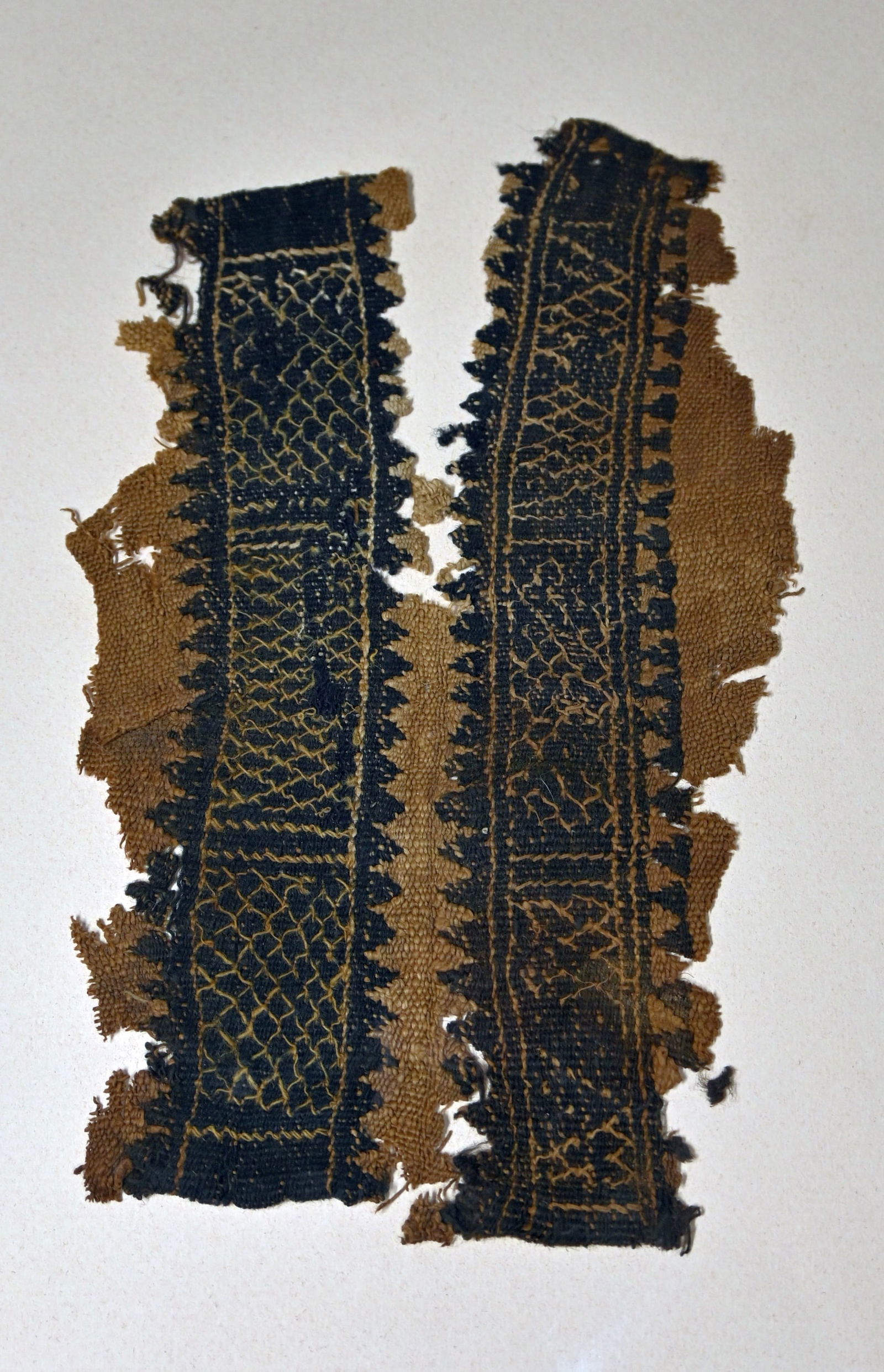 Ancient Coptic Tunic Textile - 4