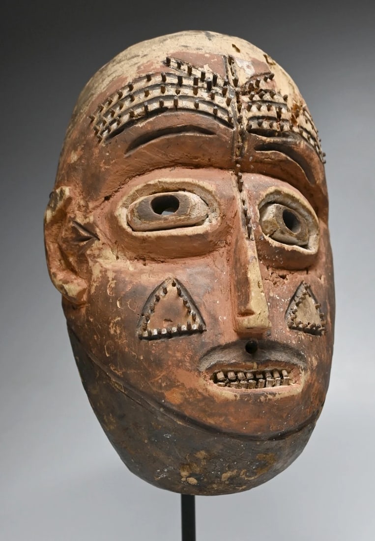 A Bwaka African Ceremonial Mask - 2