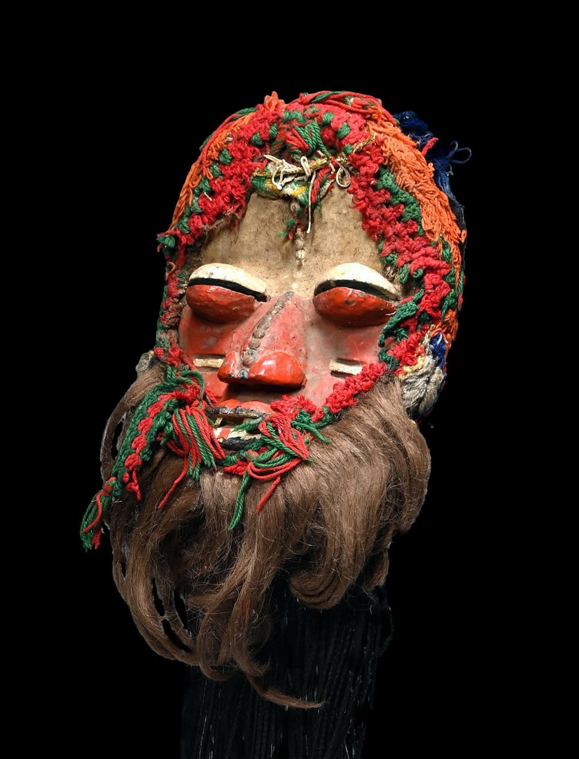 A Guere Mask Ex Scanzi Collection (1 of 6)