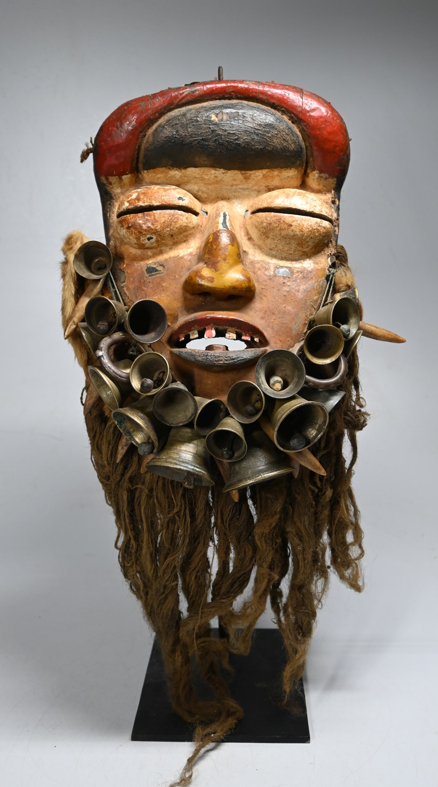 A Dan Guere mask - 4