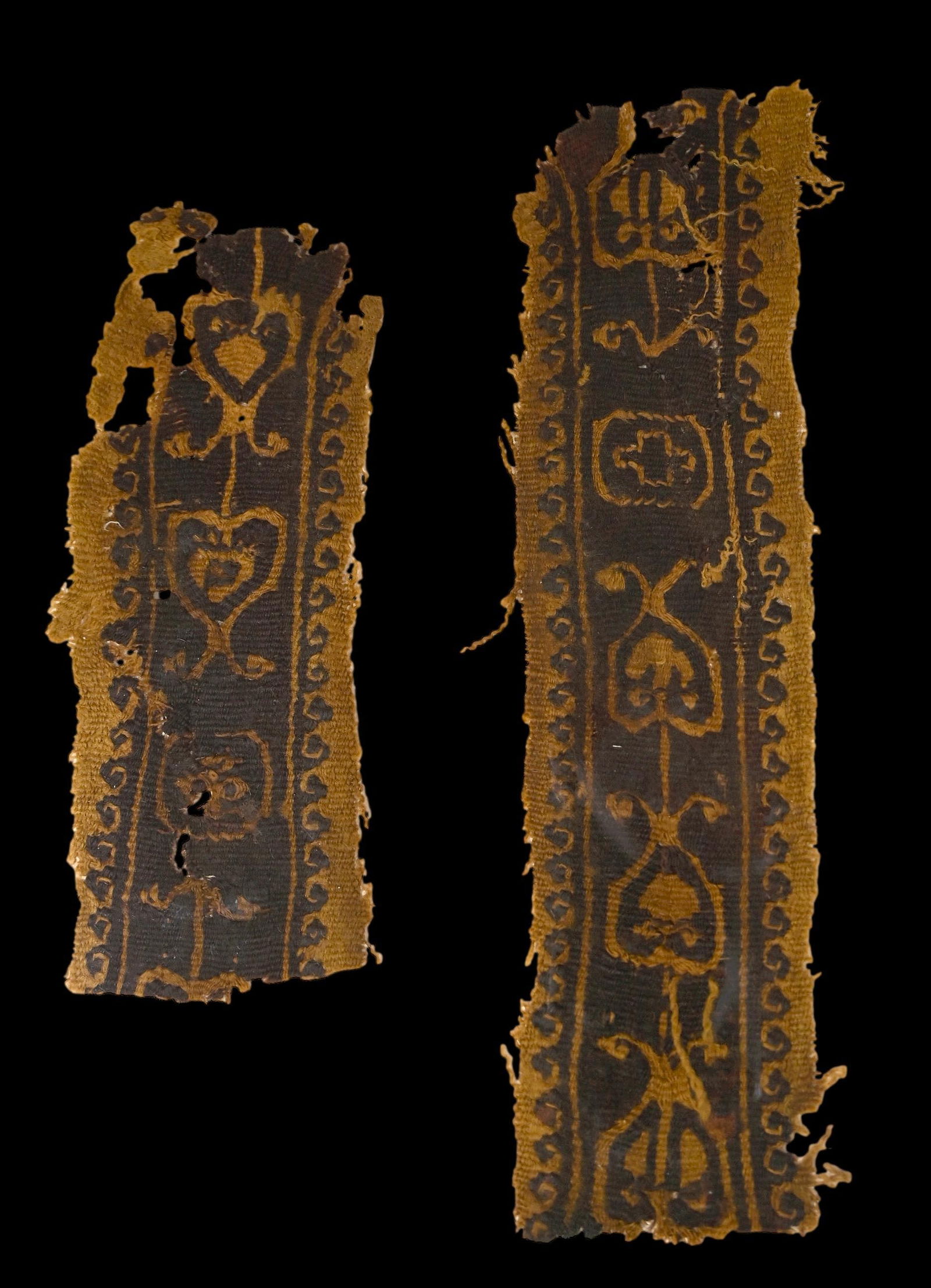 A Pair of Ancient Coptic Textile Fragments (1 of 4)