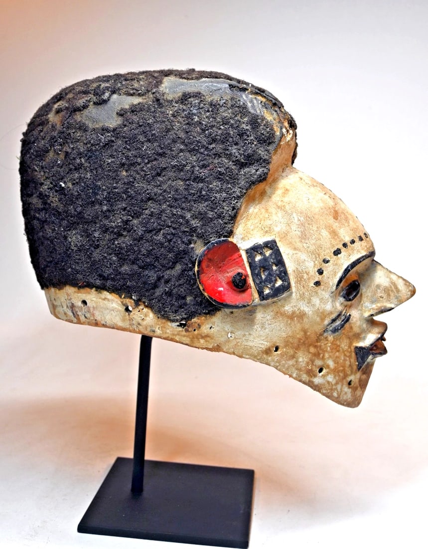 A Idoma Mask - 4
