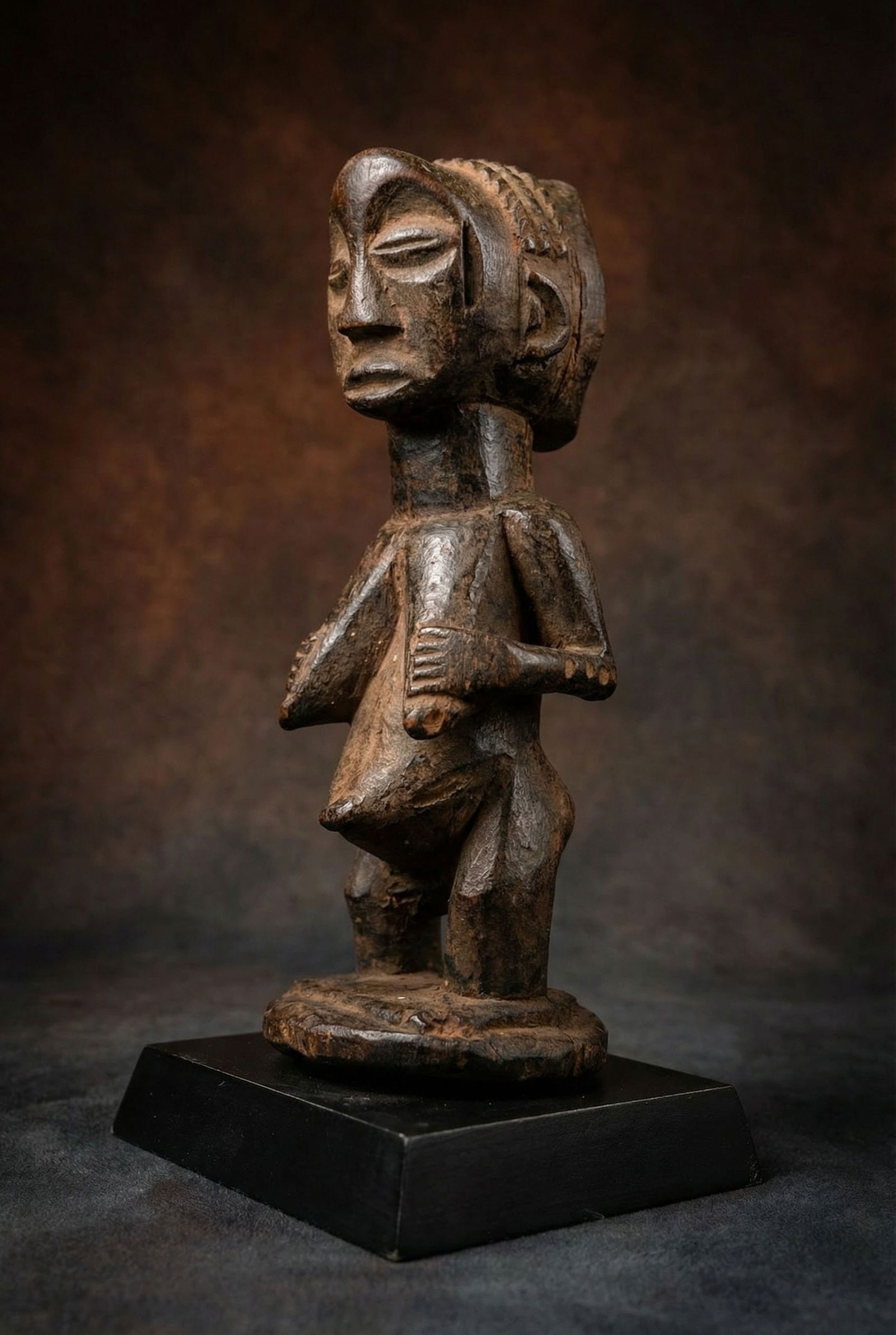 A Luba Female Sculpture Ex Kahan Gallery (1 of 5)