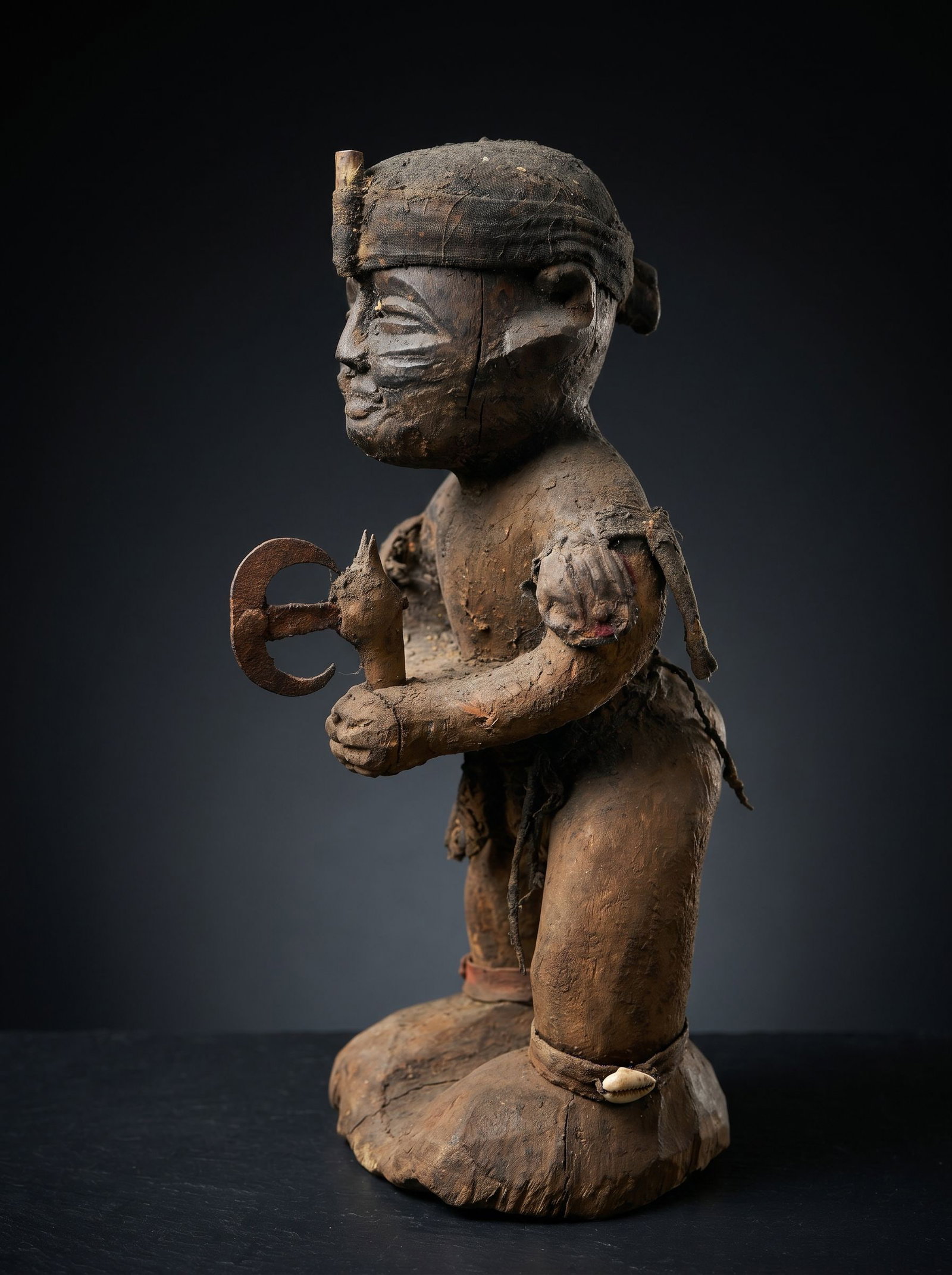 A Fon Priest Sculpture (1 of 1)