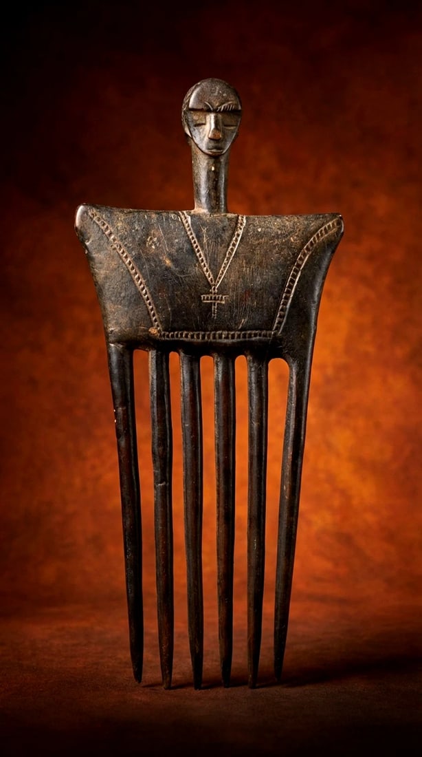 A Fine Baule Comb, African Art (1 of 5)