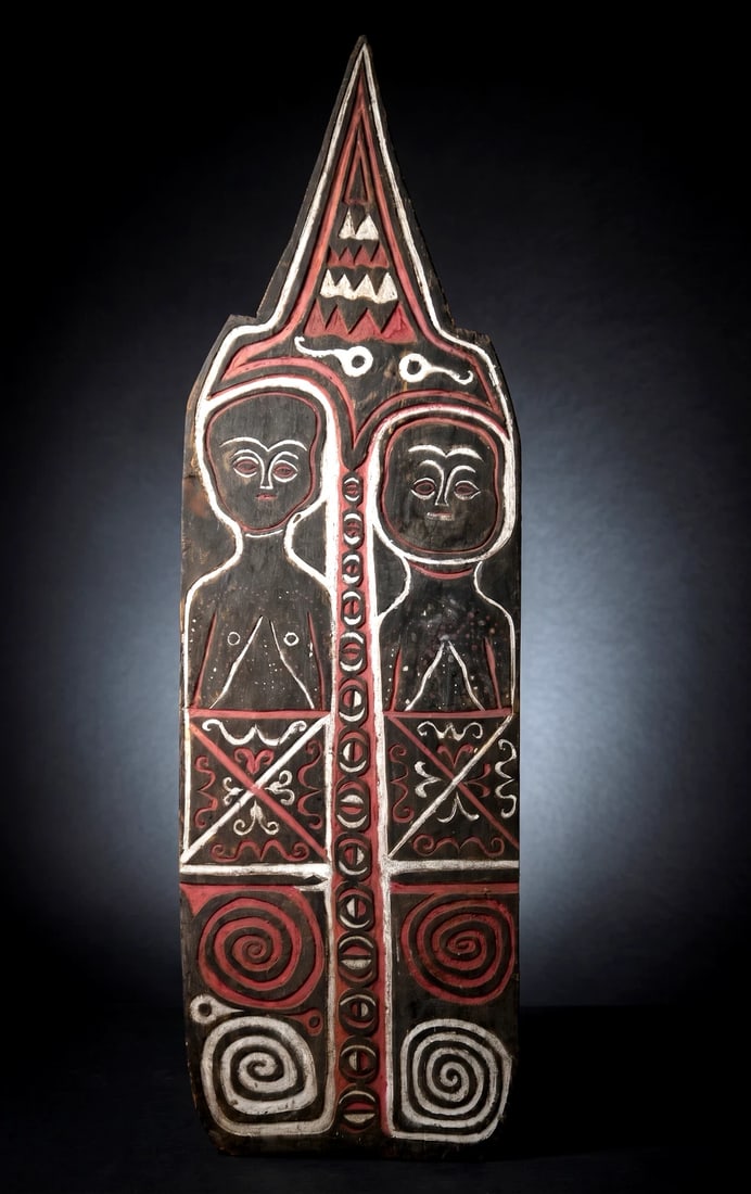 Rare Awyu Spirit Board, Digul River Region (1 of 5)