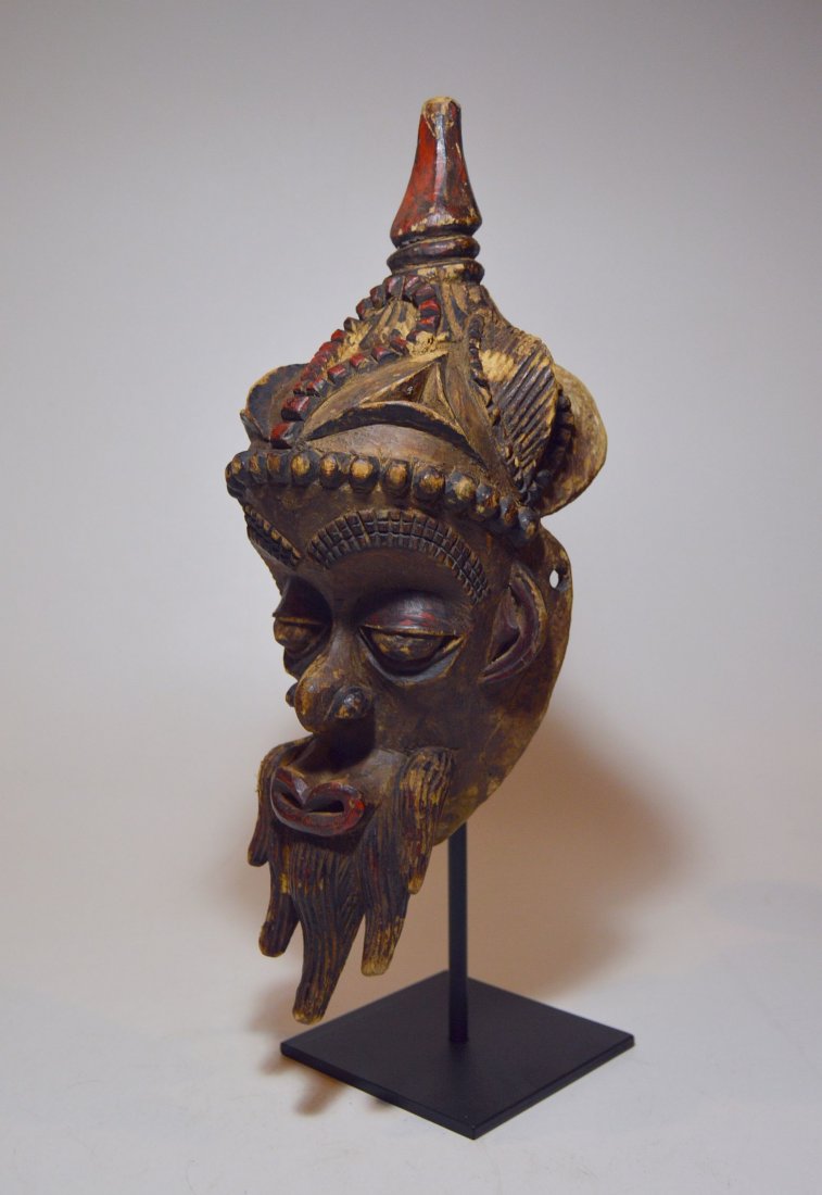 Fantastic Old Lulua African mask with Elaborate style (1 of 7)