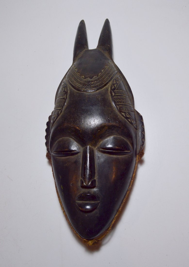 A very Fine old Yaure or Baule African mask (1 of 7)