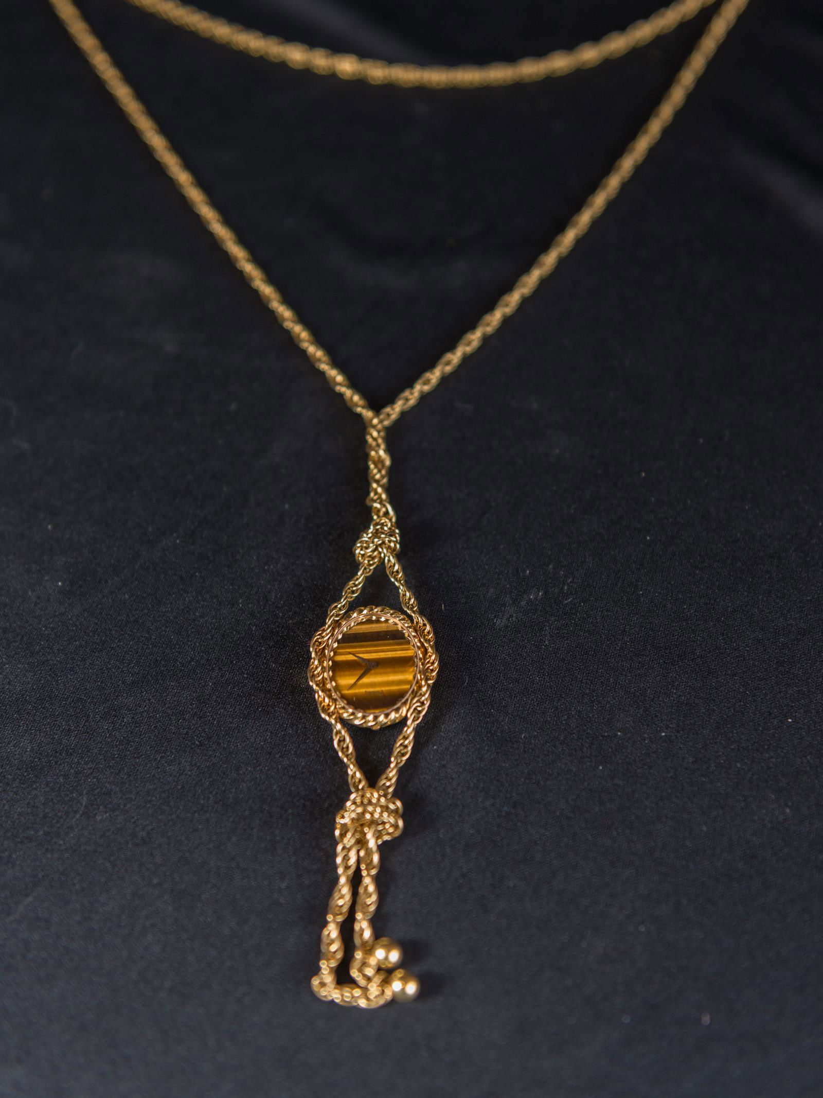 Necklace-watch Piaget 6865 P 71 18k gold (1 of 3)