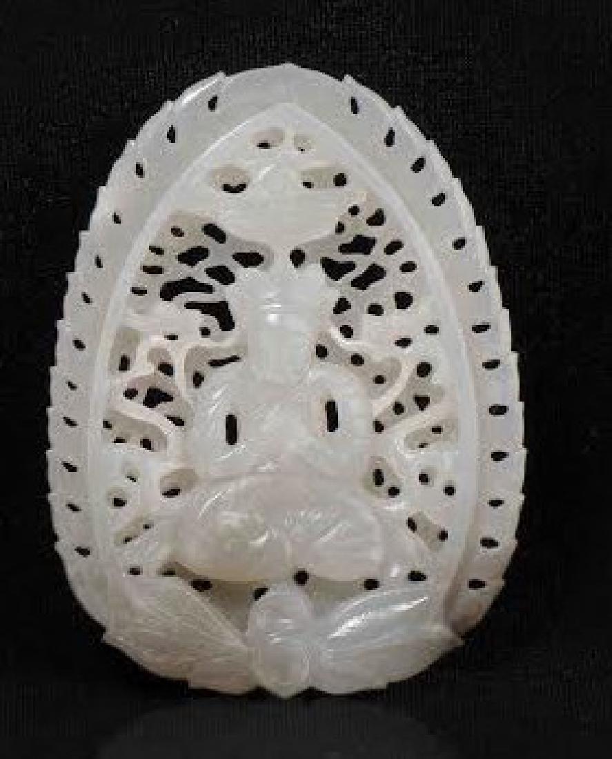 CHINESE CARVED WHITE JADE  BUDDHA PENDANT (1 of 1)