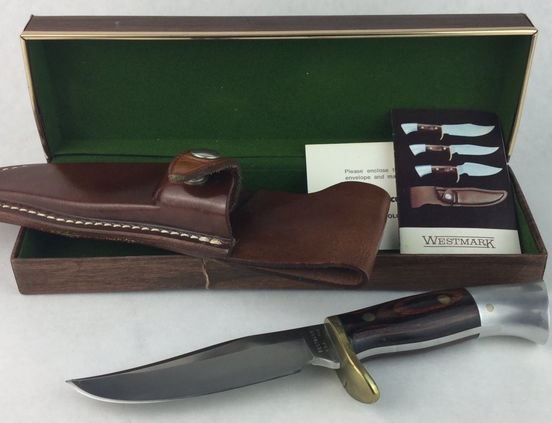 WestMark Hunters Sheath Knife Model 702 (1 of 1)