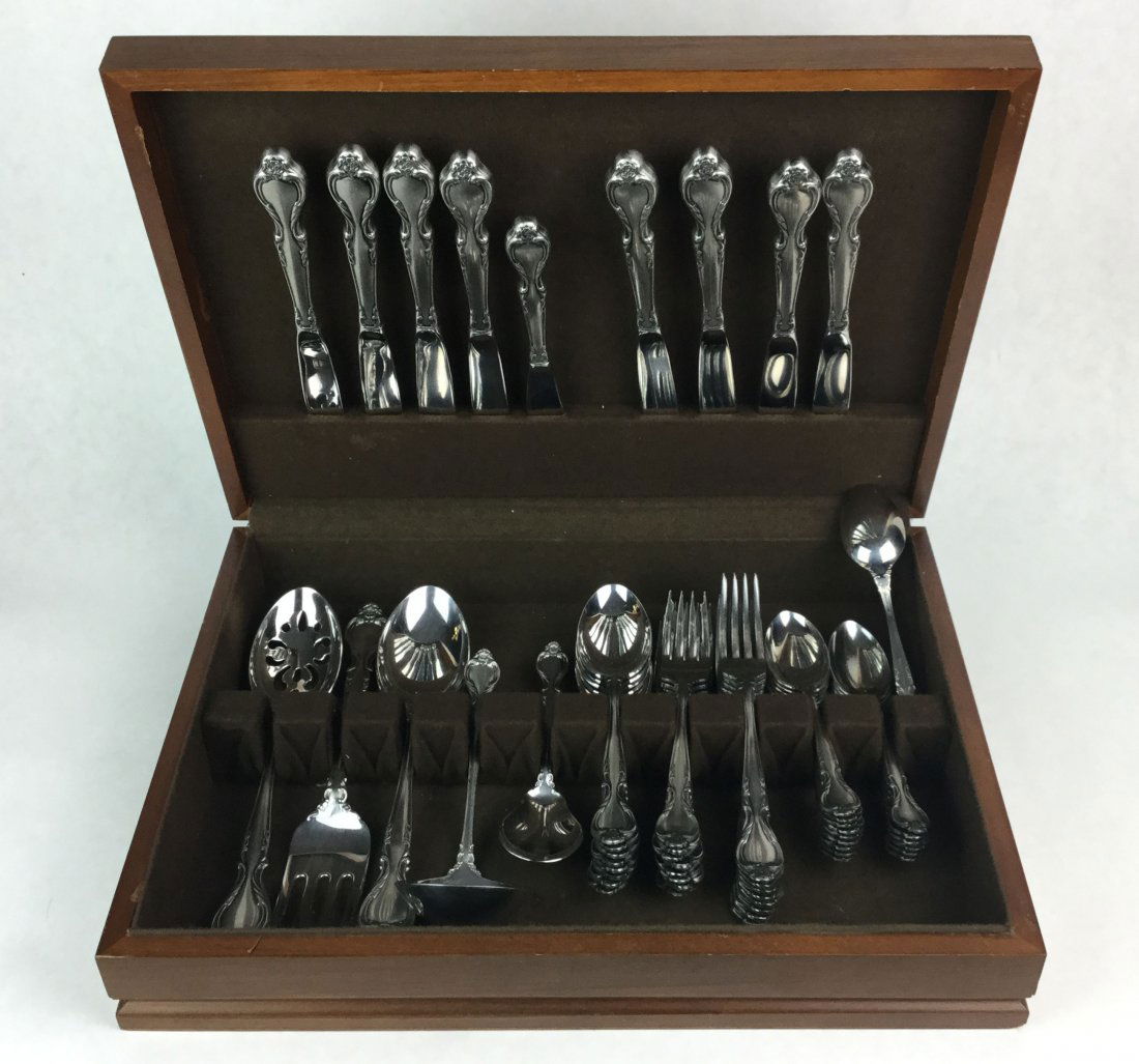 Queen's Fancy Flatware by International Silver Company (1 of 3)