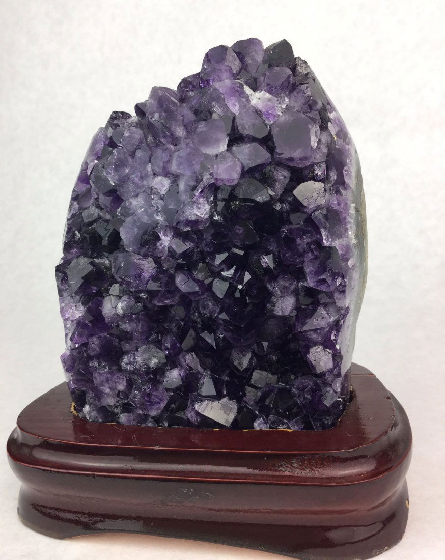 Gorgeous AMETHYST Geode (1 of 2)