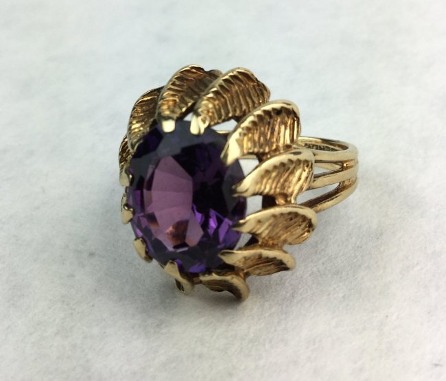14 KT Gold & Fabulous Amethyst Ring 6.9 GRAMS (1 of 1)