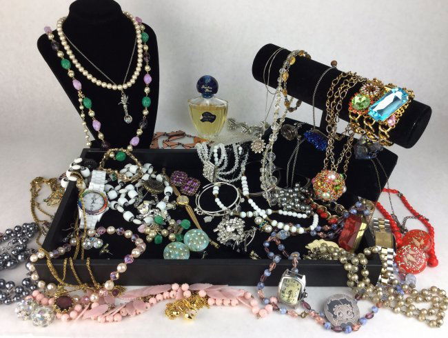 Vintage Estate Jewelry Grouping (1 of 3)