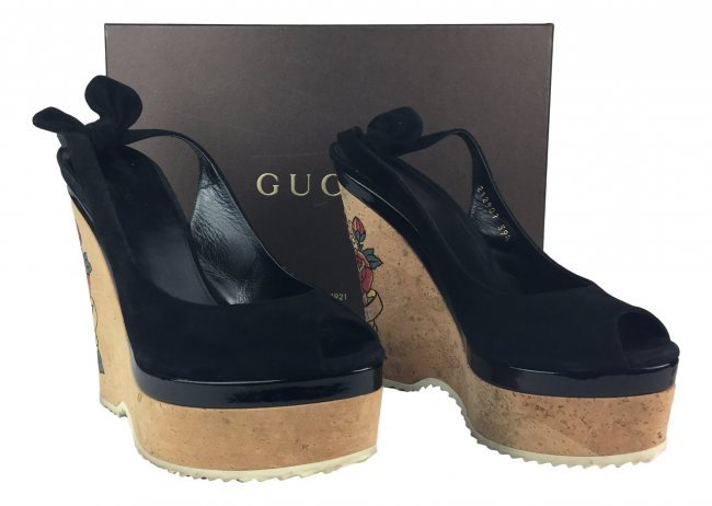 GUCCI Black Suede Peep Toe Wedges Shoes (1 of 3)