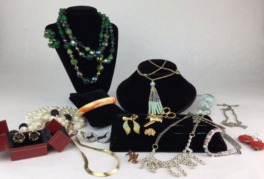 Vintage Estate Jewelry Grouping (1 of 3)