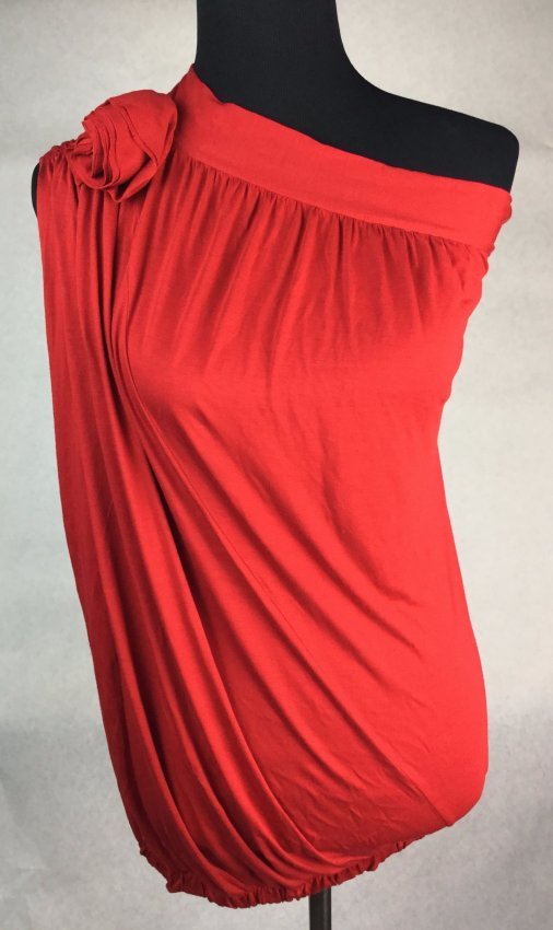 MISSONI Red Dress: Gorgeous red blouse by Missoni. 100 % Viscose. Made in Italy. Size: 10 US