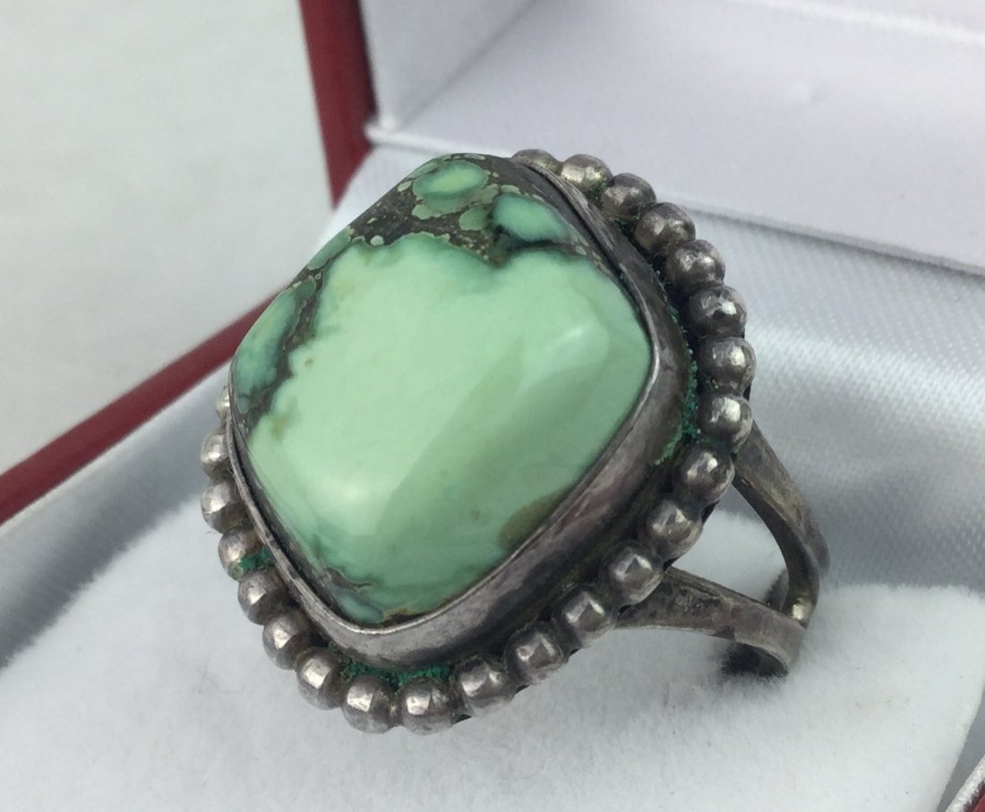 Sterling Silver & Turquoise Ring (1 of 4)