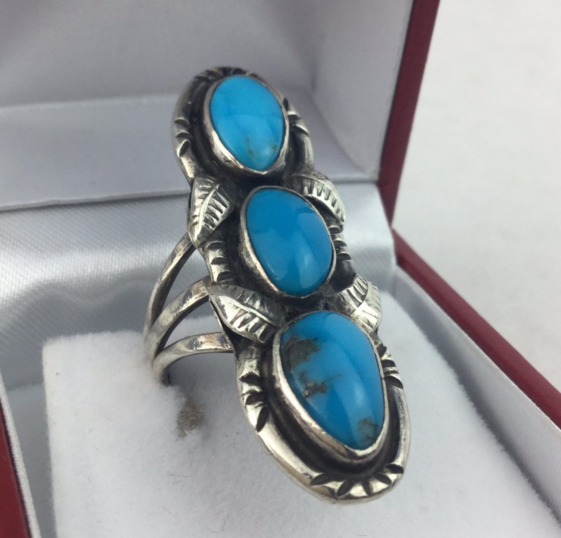 Vintage Sterling Silver & Turquoise Ring (1 of 3)