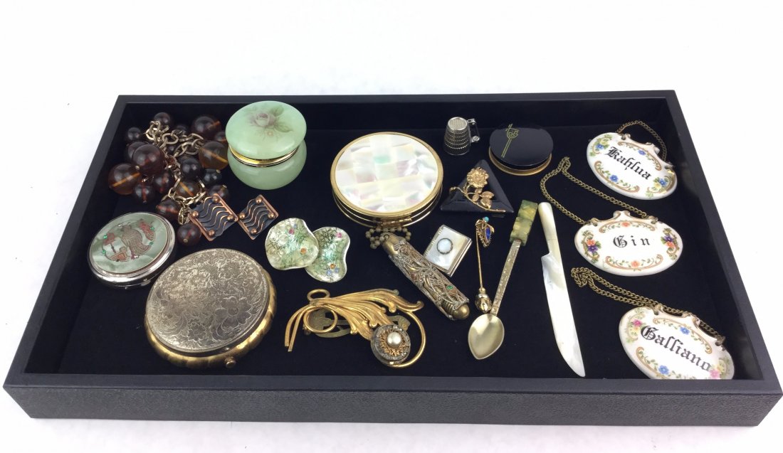 Vintage Vanity Grouping with Jewelry & Compacts: Fabulous collection of Vintage Jewelry, Decor and, Compacts.