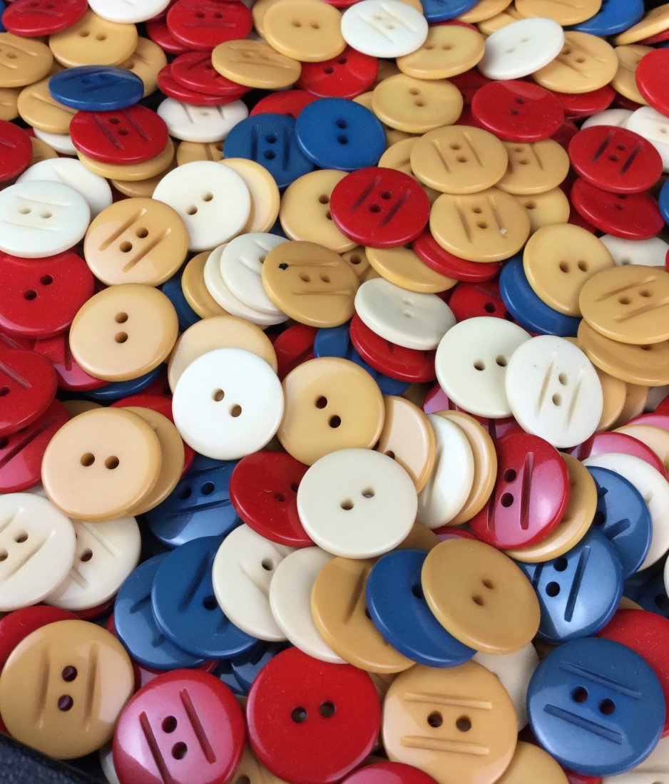 Vintage Bakelite 3/4" Button Collection (1 of 2)