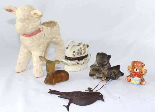 Misc Lot of animal figurines (1 of 1)