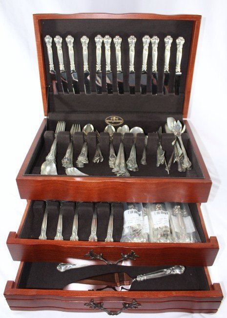 Gorham Chantilly Sterling Silver Flatware- 122 pieces (1 of 7)