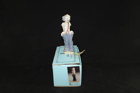 Lladro Little Pals w/ Box: Lladro Little Pals w/ Box no. 7600 from 1985 Measures approx 9" tall and 2.75" wide.