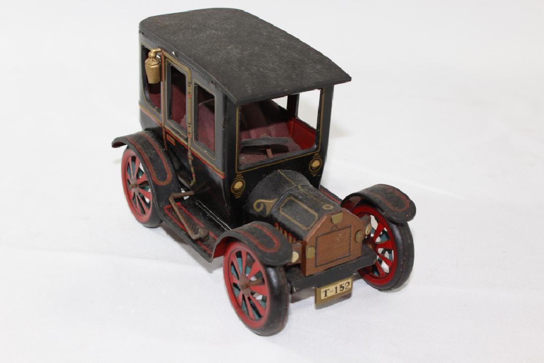 Tin Japan Model T Ford Friction Car: vintage made in japan Model T-152 tin toy car