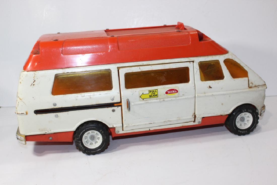 Tonka Ambulance van (1 of 3)