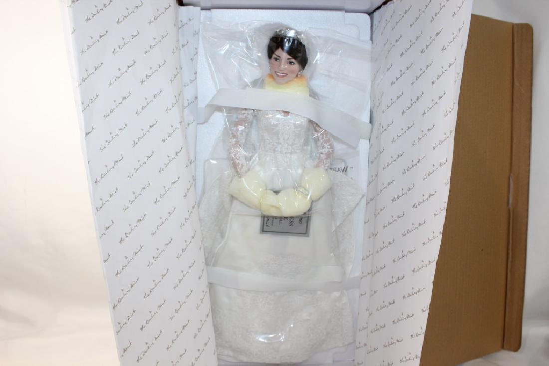 THe Princess Kate Bride Doll - Danbury Mint (1 of 2)