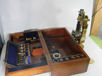 Antique R Fuess No. 392 Petrological Microscope: Nice antique R. Fuess Berlin No. 392 Microscope - with all accessories and box. Great overall condition