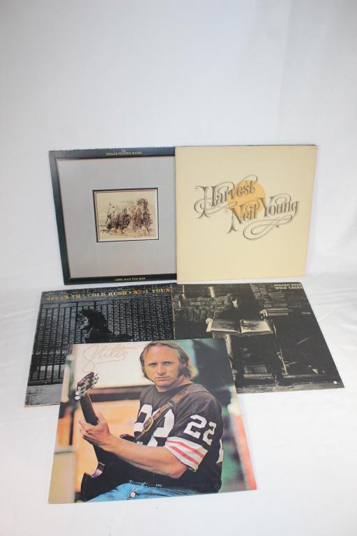 Lot VTG Vinyl Records Stills Young, Neil Young: The Stills Young Band Neil Young - Harvets Neil Young - After the Gold Rush Graham Nash - Wild Tales Stephen Stills - Self Titled Records are in great shape, some condition issue to the covers