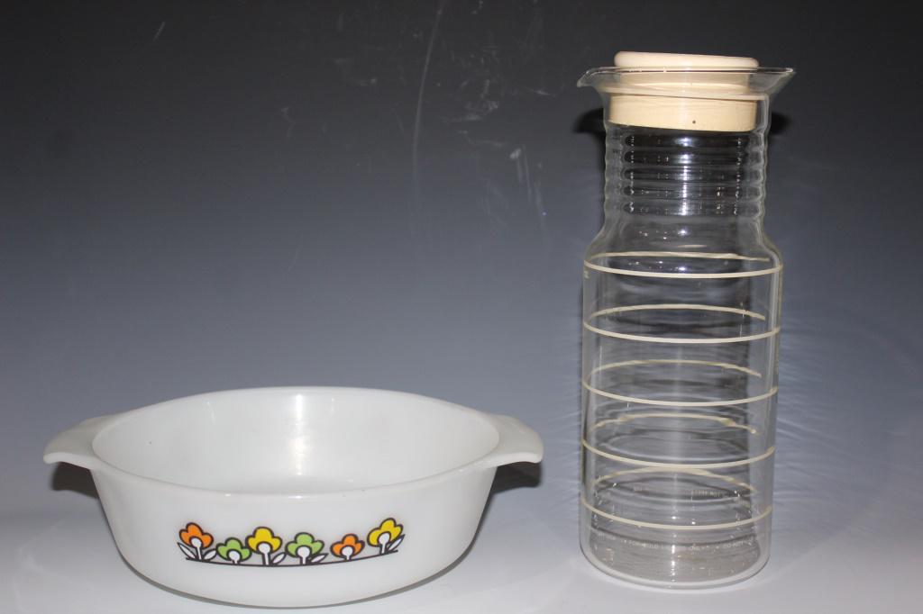 Lot of Pyrex Pitcher and Fire King Casserole Dish: Pyrex Tan/Almond Banded 1 1/2 Quart Juice Pitcher w/Plastic Lid, Fire King #437 Flower Summerfield Round Casserole Dish 1.5 Quart Anchor Hocking AS Pictured, Some wear and tare