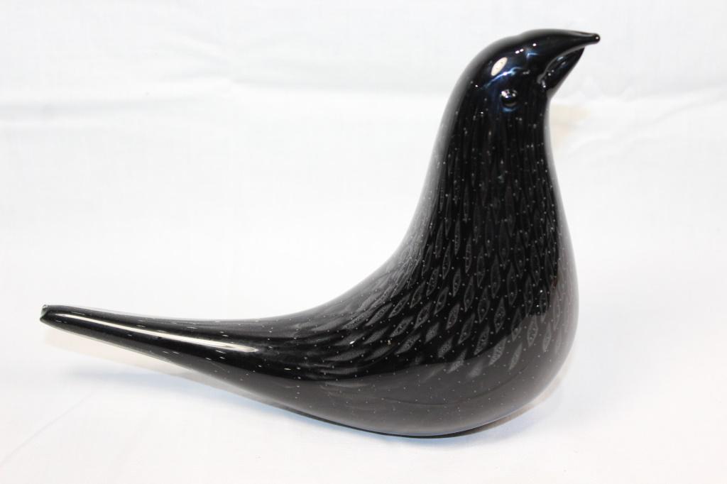 MCM Vintage Murano? Glass Black Bird Art Glass: Black Bird Art Glass, Bubble Feather patter, measures 6 by 8 inches at longest point. as pictured