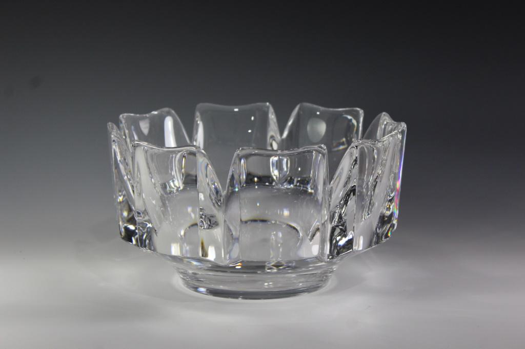 Orrefors Sweden Crystal Serving Bowl (1 of 2)