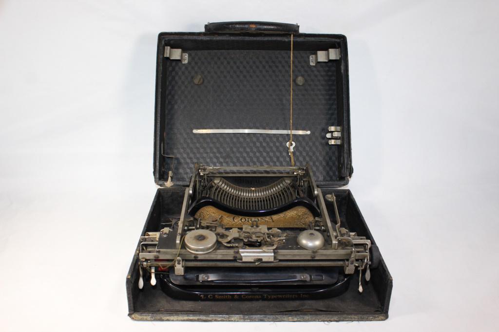 Antique Folding Corona Typewriter with Case (1 of 2)