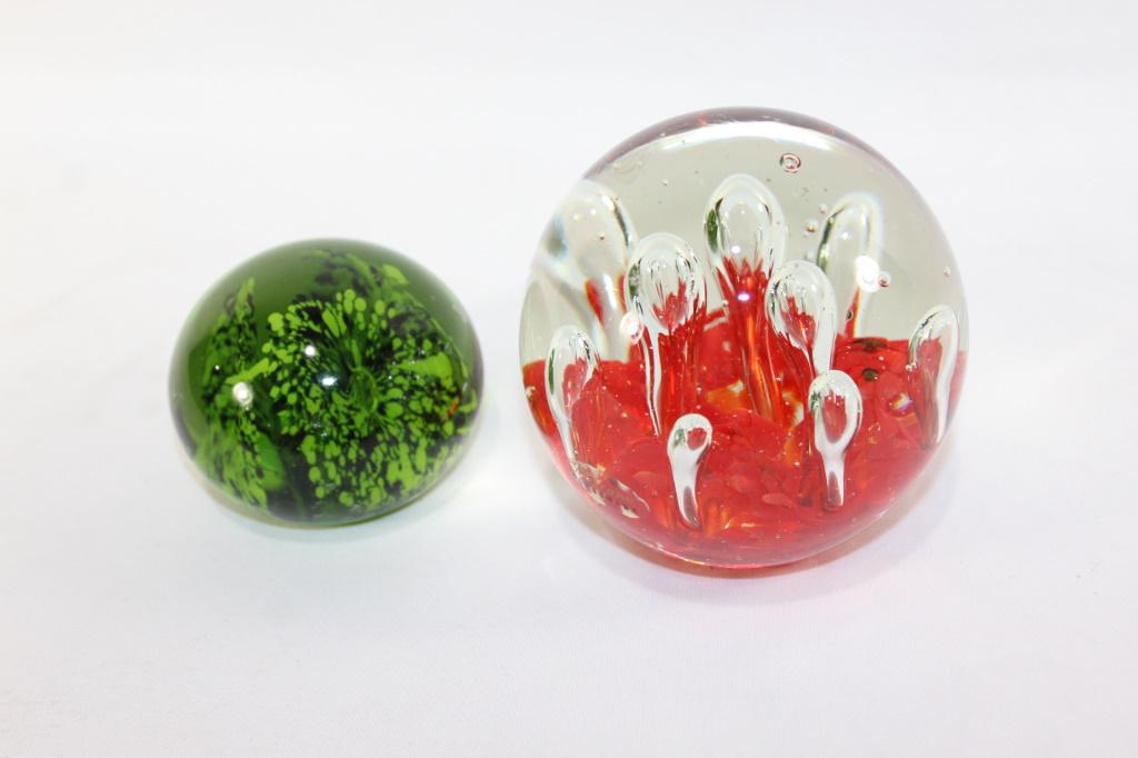 2 MURANO? ART GLASS PAPERWEIGHTS (1 of 7)