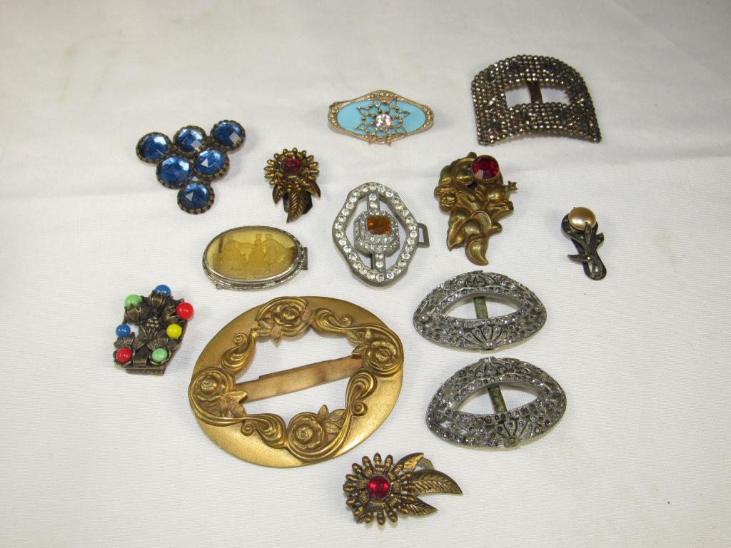 Lot of Vintage Buckles / Scarf Clips Etc (1 of 4)