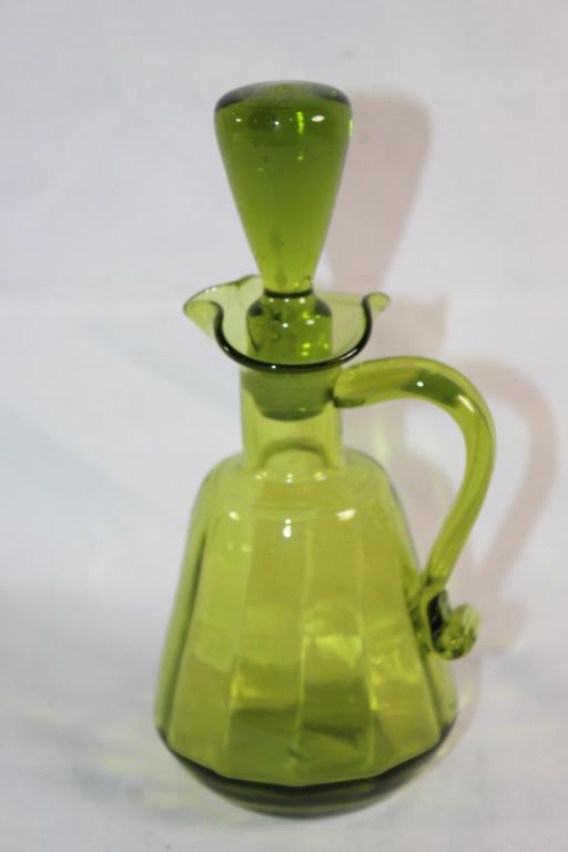 VINTAGE RAINBOW ART GLASS GREEN CRUET (1 of 2)