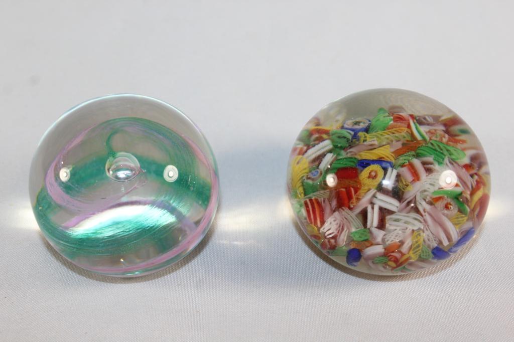 2 SMALL ART GLASS PAPERWEIGHTS-MURANO? (1 of 5)