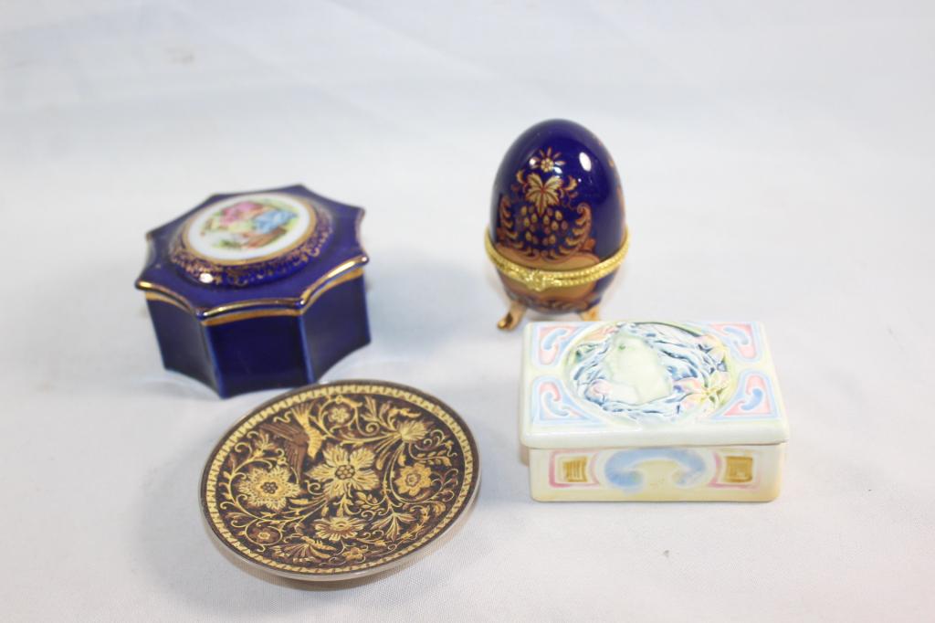 4 PC. LOT OF TRINKET TRAYS/BOXES, MAJOLICA? ETC. (1 of 4)