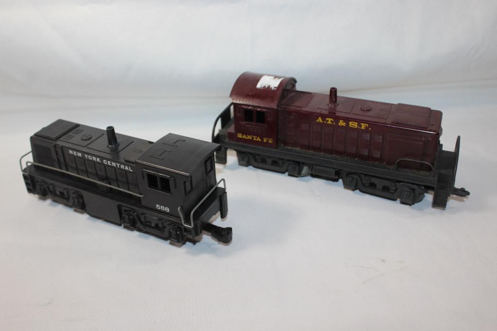 2 MARX TRAIN & LOCOMOTIVE SET (1 of 7)