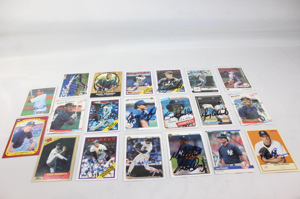 20 SIGNED NEW YORK YANKEES BASEBALL CARDS (1 of 7)