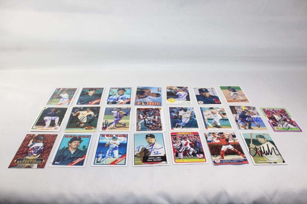 22 SIGNED BOSTON RED SOX BASEBALL CARDS (1 of 7)